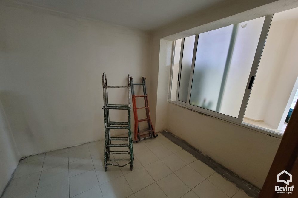 Tirane For Rent Villa Me shume se 4 dhoma Property for school or office located to the Tirana Lake area Office Villa